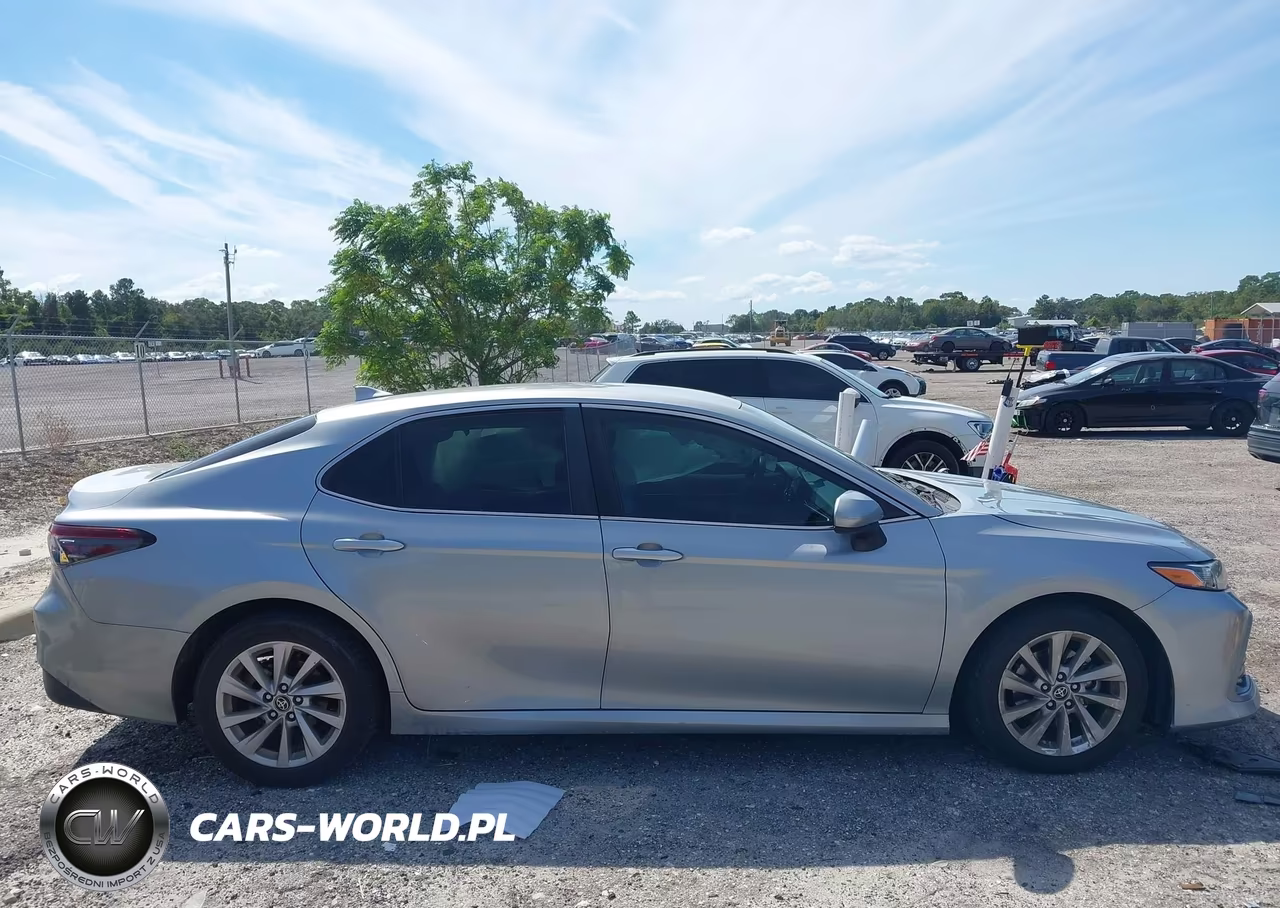 2023 Toyota Camry Le VIN:4T1C11AK1PU168812 - 13