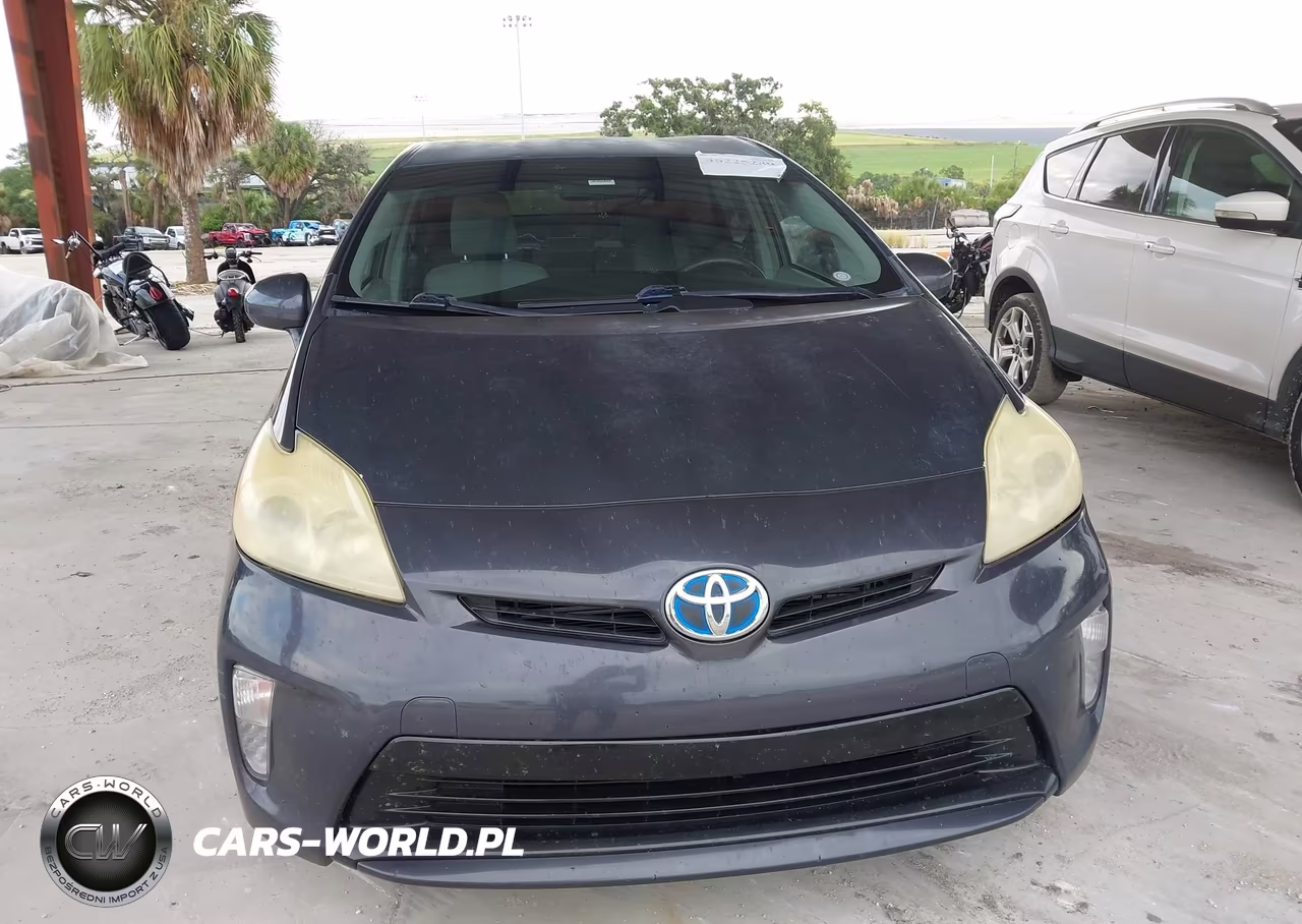 2013 Toyota Prius Three VIN:JTDKN3DU9D5556826 - 12