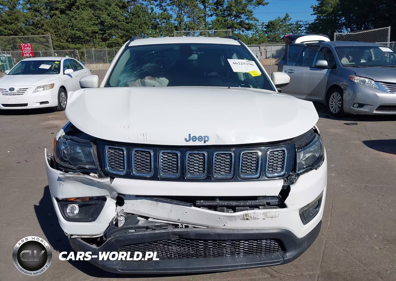 2019 Jeep Compass Latitude 4X4 VIN:3C4NJDBB2KT813788 - 12