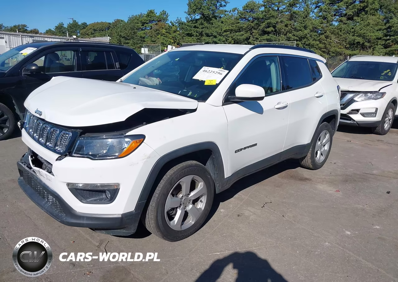 2019 Jeep Compass Latitude 4X4 VIN:3C4NJDBB2KT813788 - 2