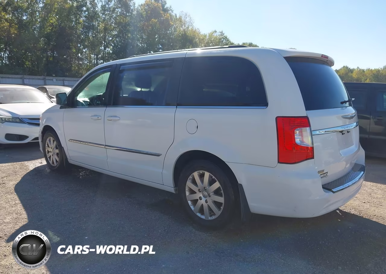2016 Chrysler Town & Country Touring VIN:2C4RC1BG5GR296079 - 3