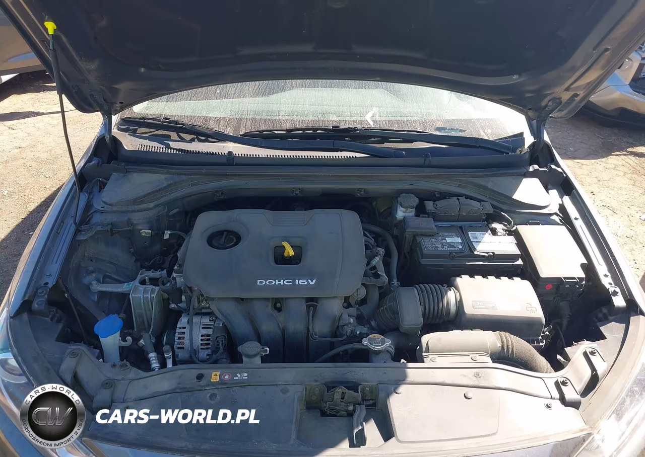 2018 Hyundai Elantra Sel VIN:5NPD84LF0JH335992 - 10