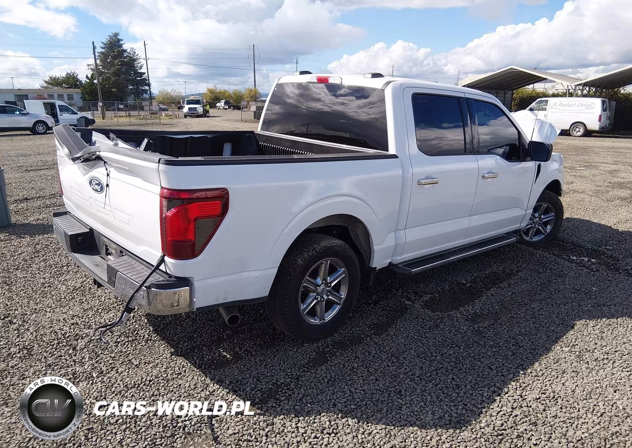 2025 Ford F-150 Xlt VIN:1FTEW3K82SKE88982 - 4