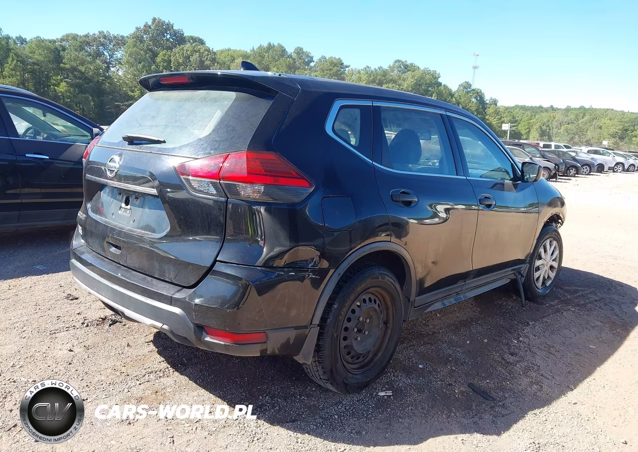 2017 Nissan Rogue S VIN:JN8AT2MT2HW388762 - 4