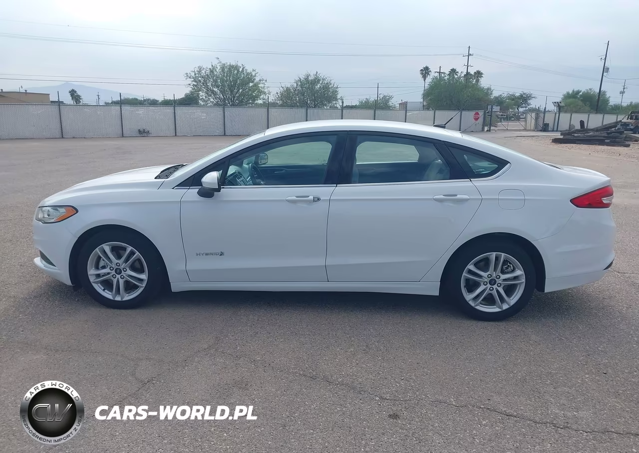 2018 Ford Fusion Hybrid S VIN:3FA6P0UUXJR100519 - 14