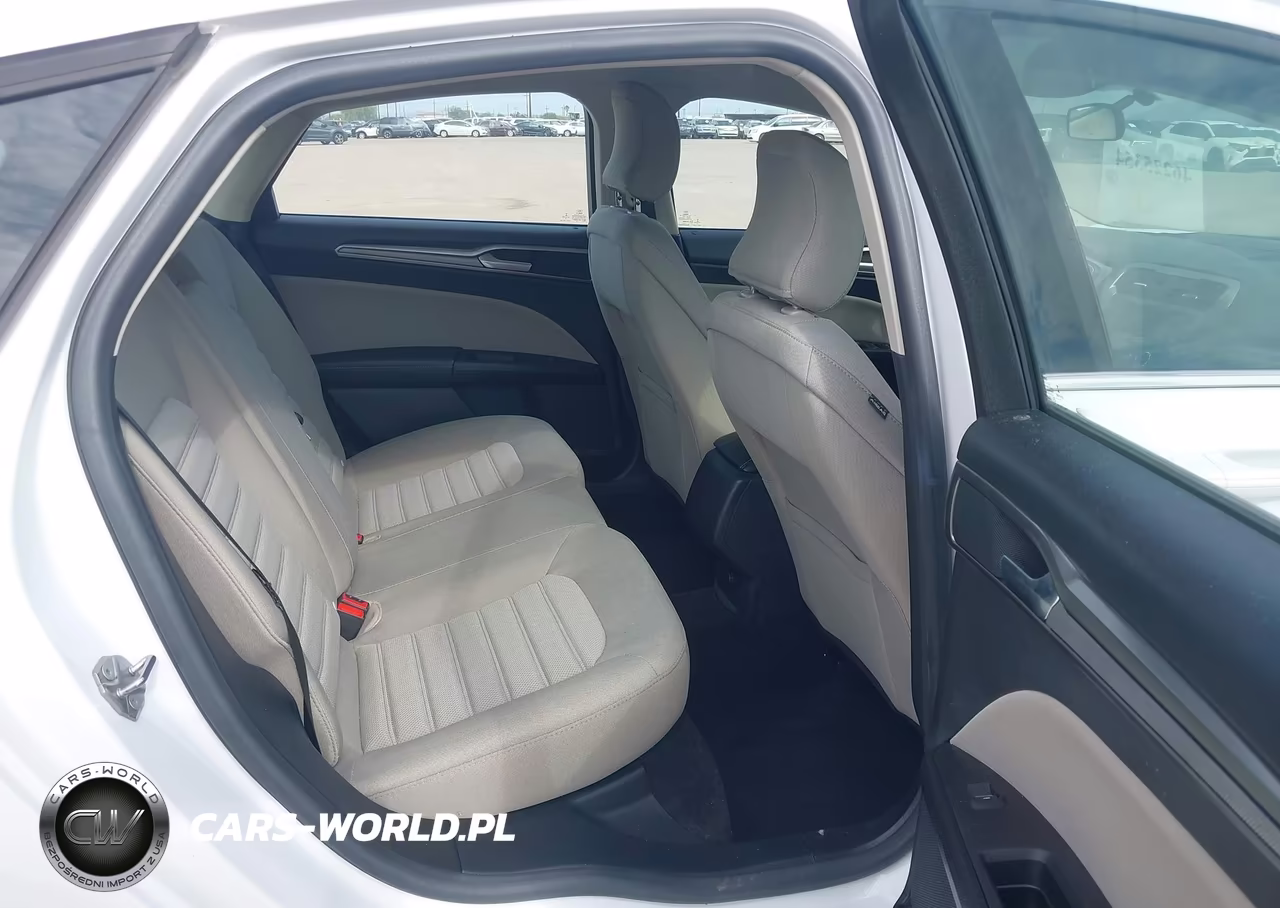 2018 Ford Fusion Hybrid S VIN:3FA6P0UUXJR100519 - 8