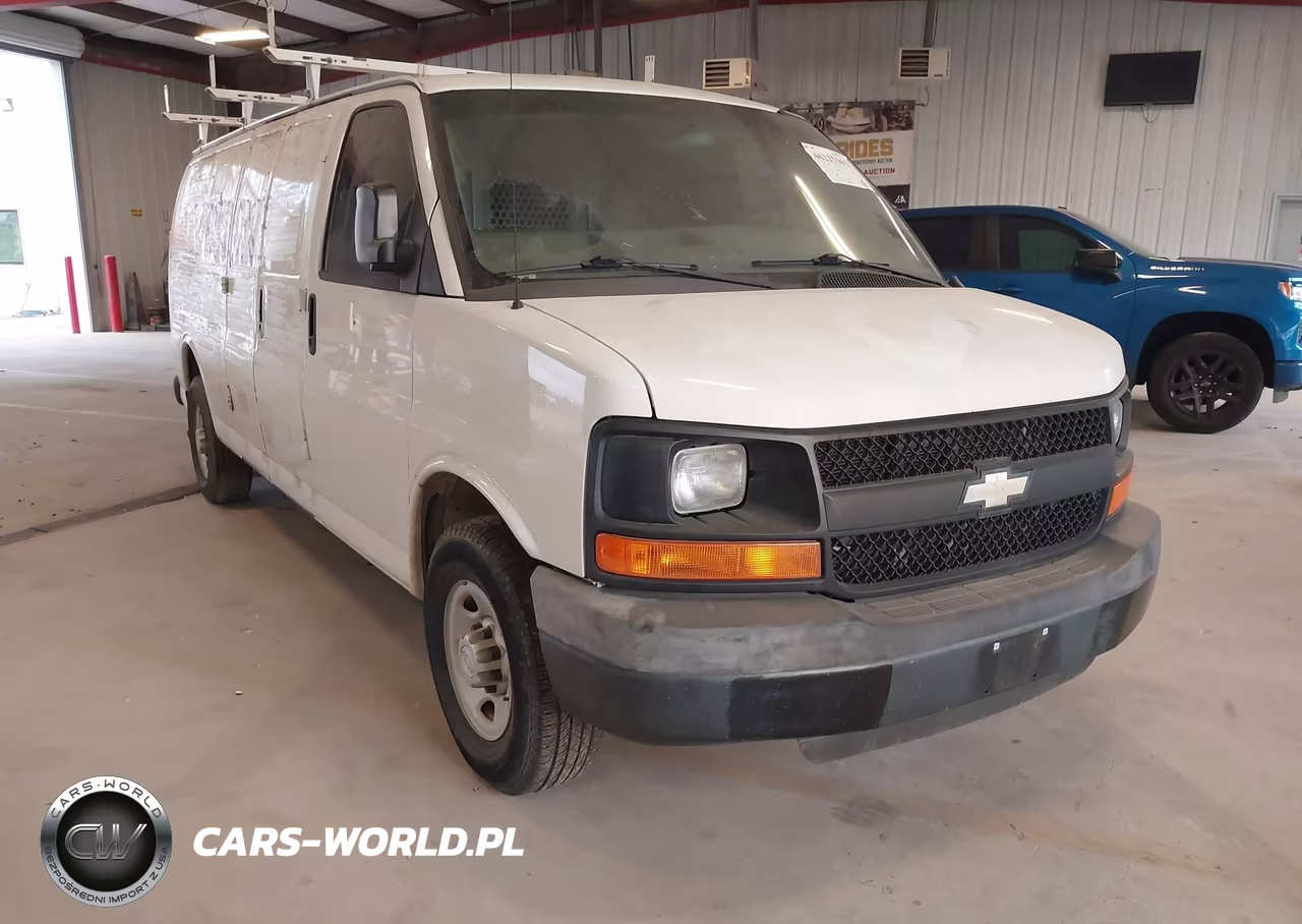 2015 Chevrolet Express 2500 Work Van VIN:1GCWGGCF7F1269940 - 1