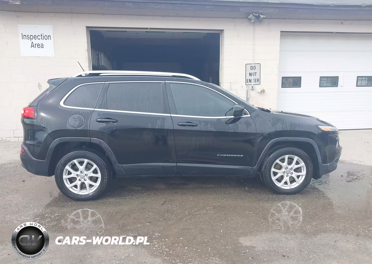 2018 Jeep Cherokee Latitude Fwd VIN:1C4PJLCXXJD587274 - 14