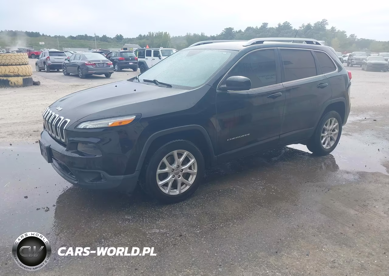 2018 Jeep Cherokee Latitude Fwd VIN:1C4PJLCXXJD587274 - 2