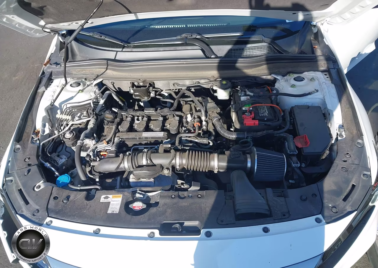 2018 Honda Accord Sport VIN:1HGCV1F30JA251037 - 10