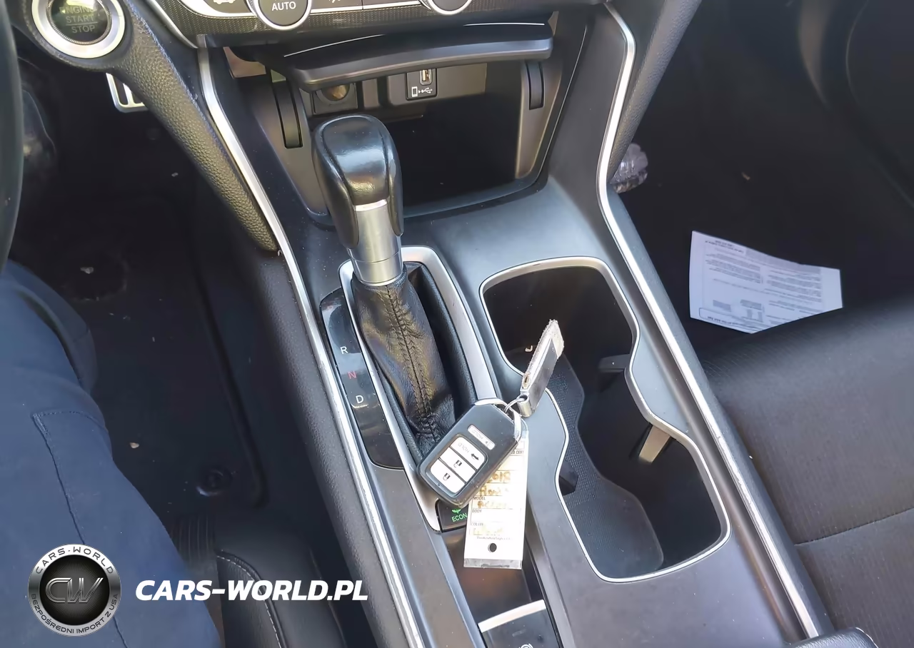 2018 Honda Accord Sport VIN:1HGCV1F30JA251037 - 11