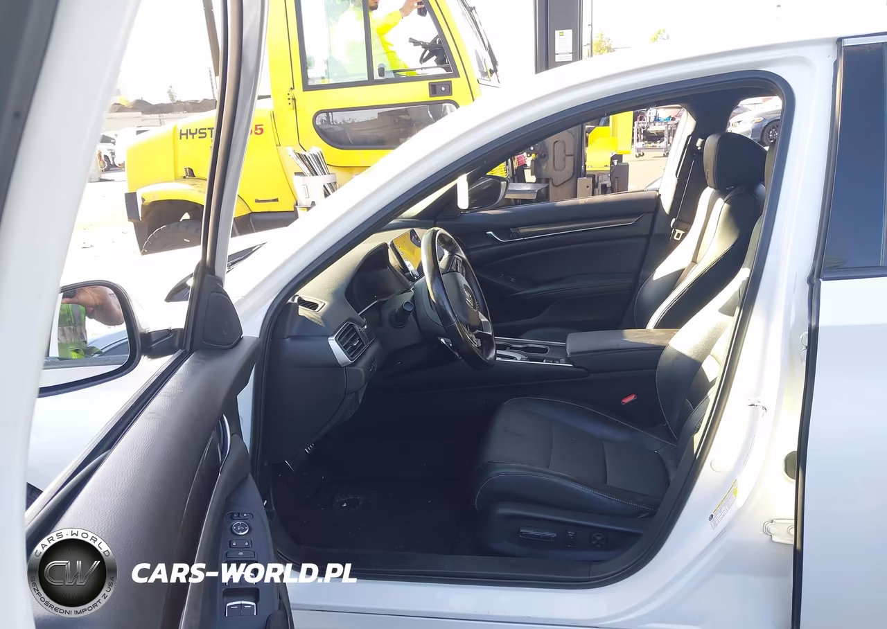 2018 Honda Accord Sport VIN:1HGCV1F30JA251037 - 5