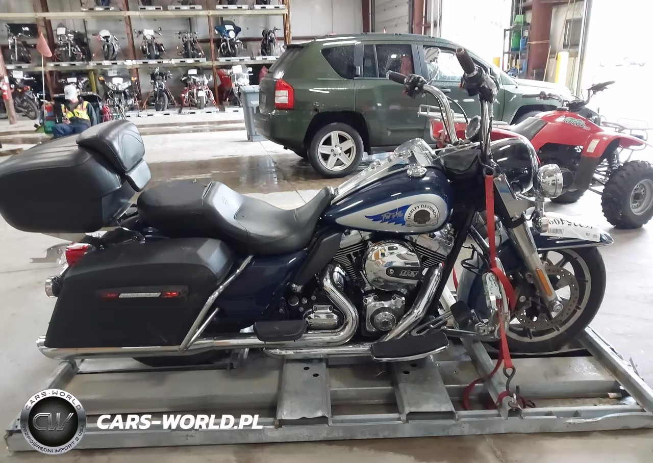 2014 Harley-Davidson Flhp Police Road King VIN:1HD1FHM15EB674563 - 13