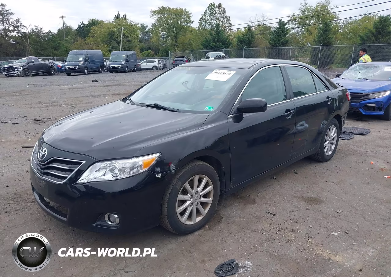TOYOTA CAMRY VIN:4T1BK3EK0BU126266 - 2