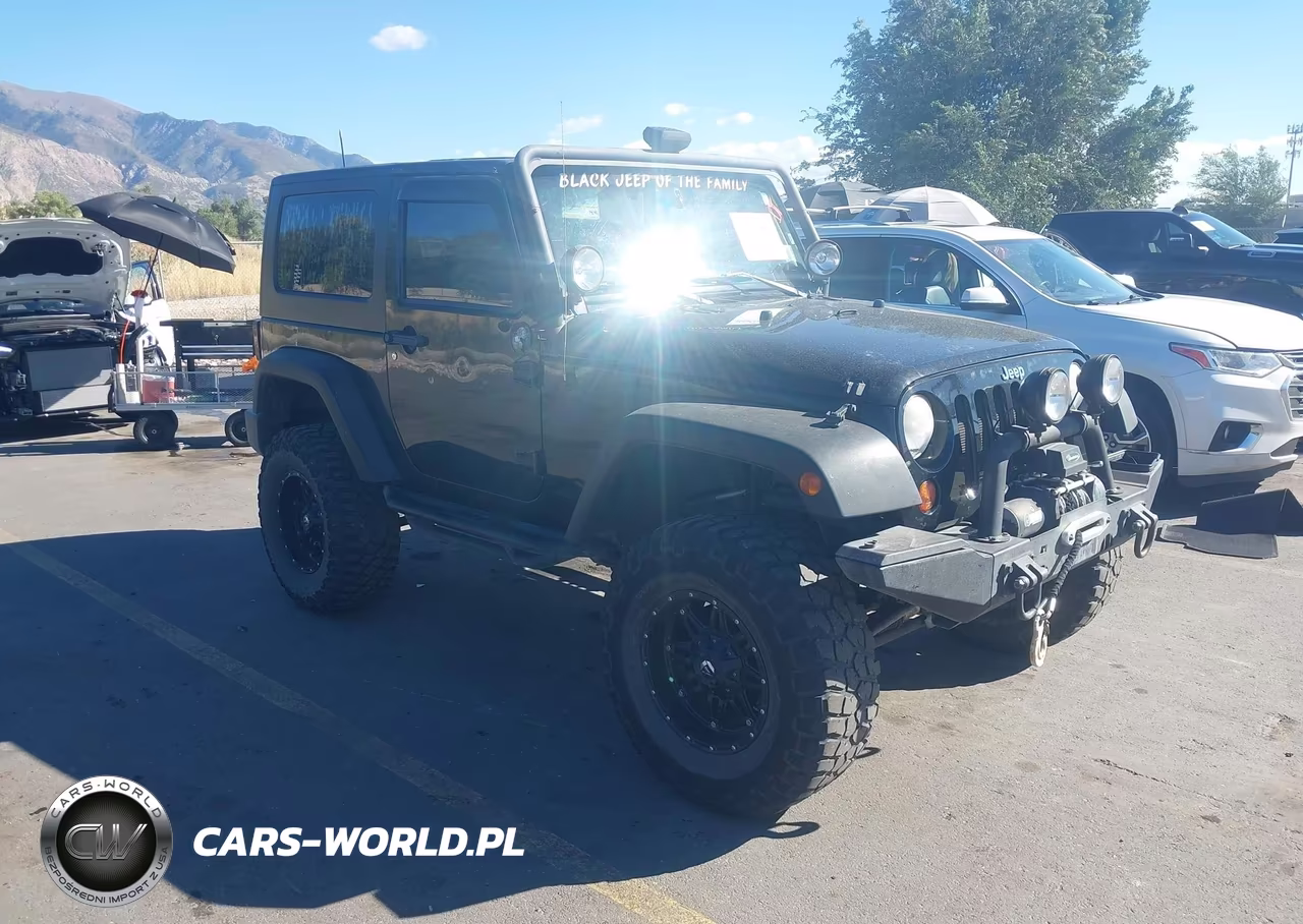 2008 Jeep Wrangler X VIN:1J4FA24138L633702 - 1