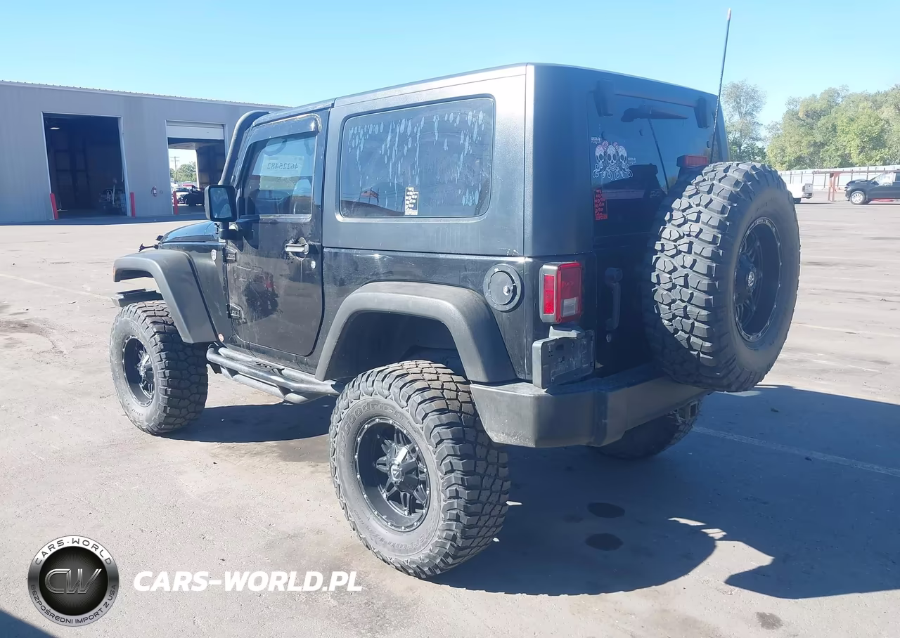 2008 Jeep Wrangler X VIN:1J4FA24138L633702 - 3