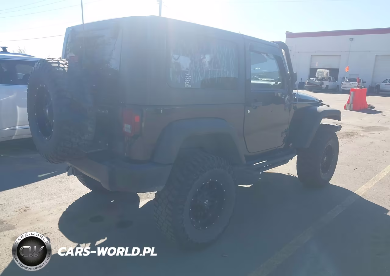 2008 Jeep Wrangler X VIN:1J4FA24138L633702 - 4