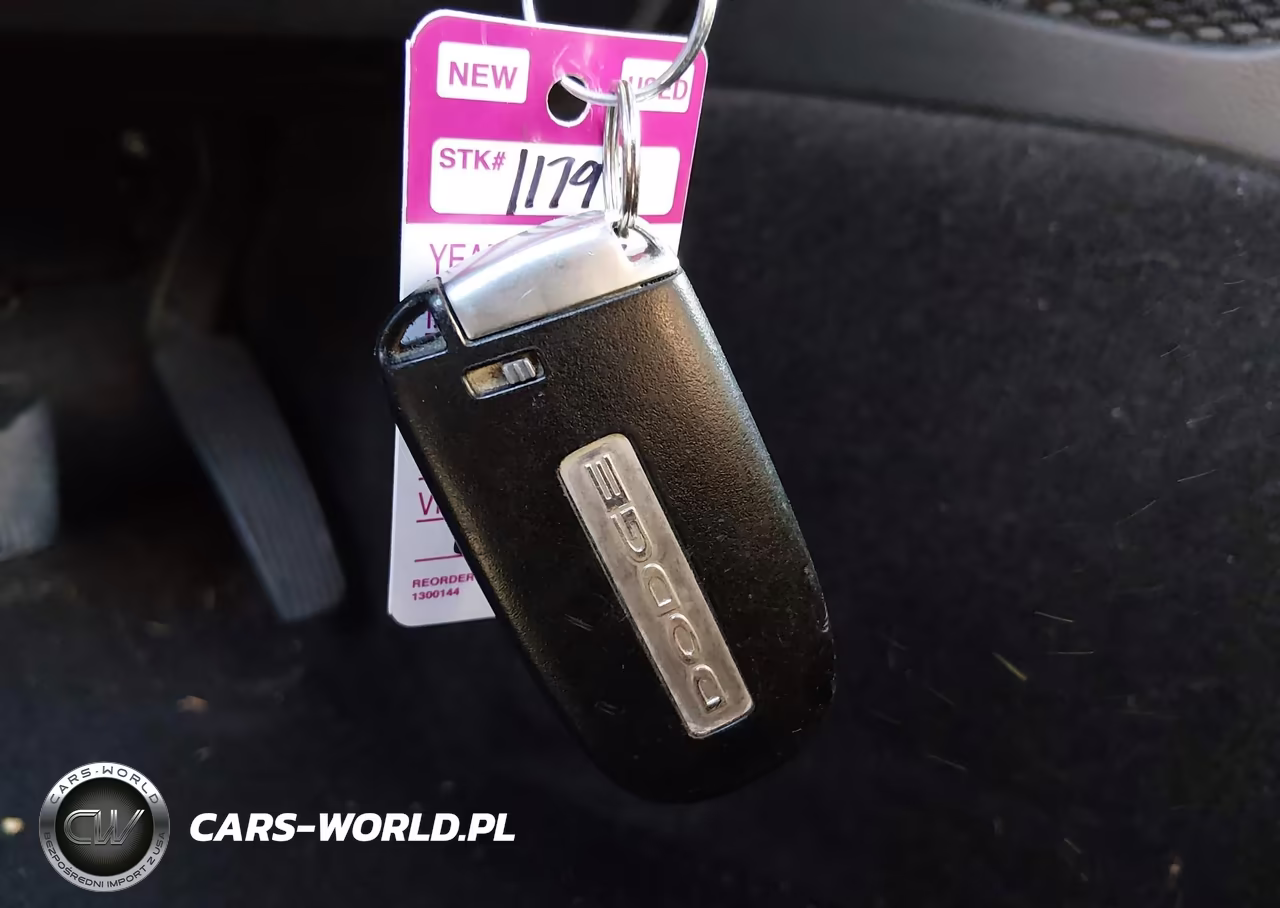 2016 Dodge Challenger Sxt Plus VIN:2C3CDZAG4GH330140 - 11