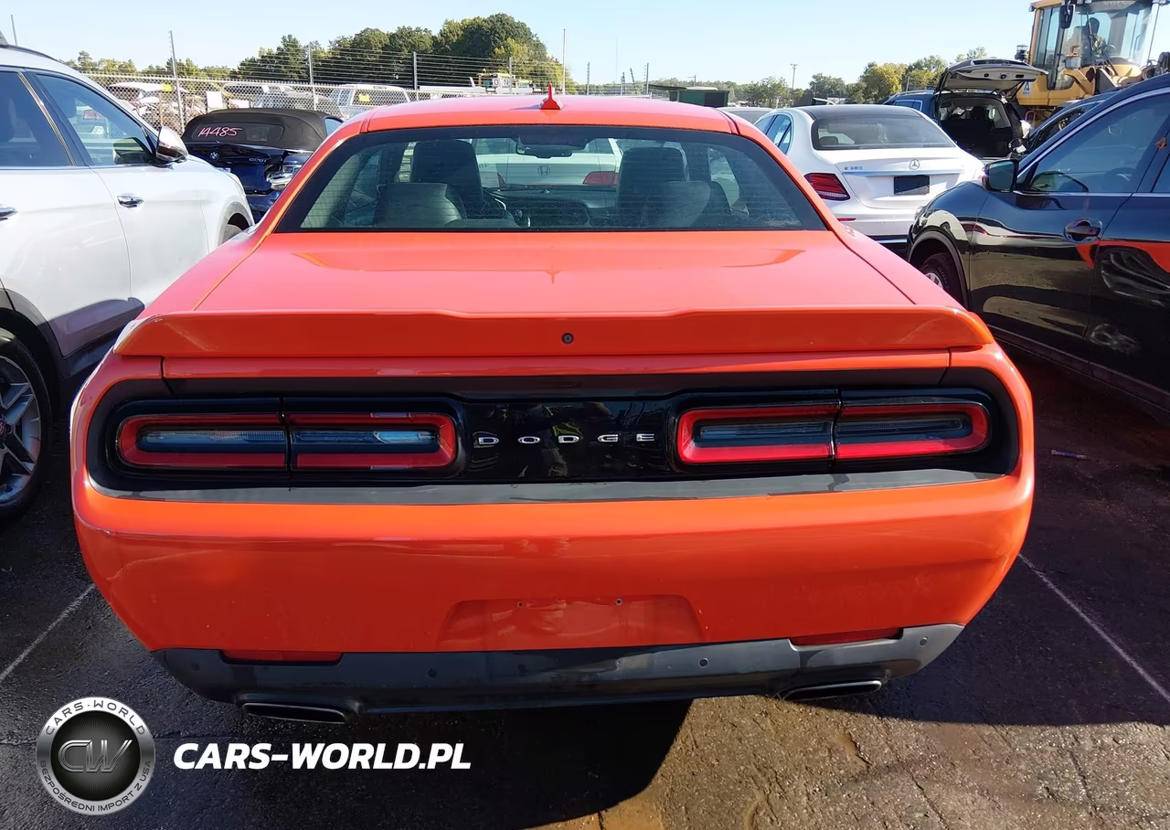 2016 Dodge Challenger Sxt Plus VIN:2C3CDZAG4GH330140 - 16