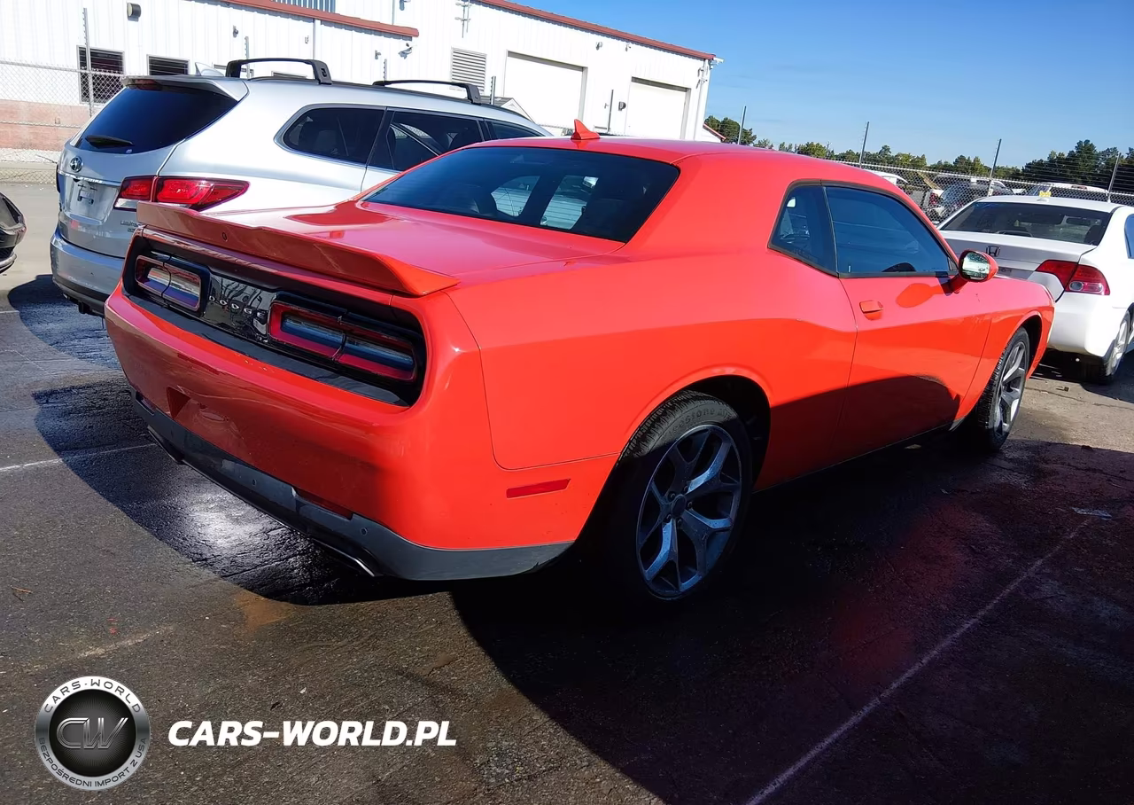 2016 Dodge Challenger Sxt Plus VIN:2C3CDZAG4GH330140 - 4