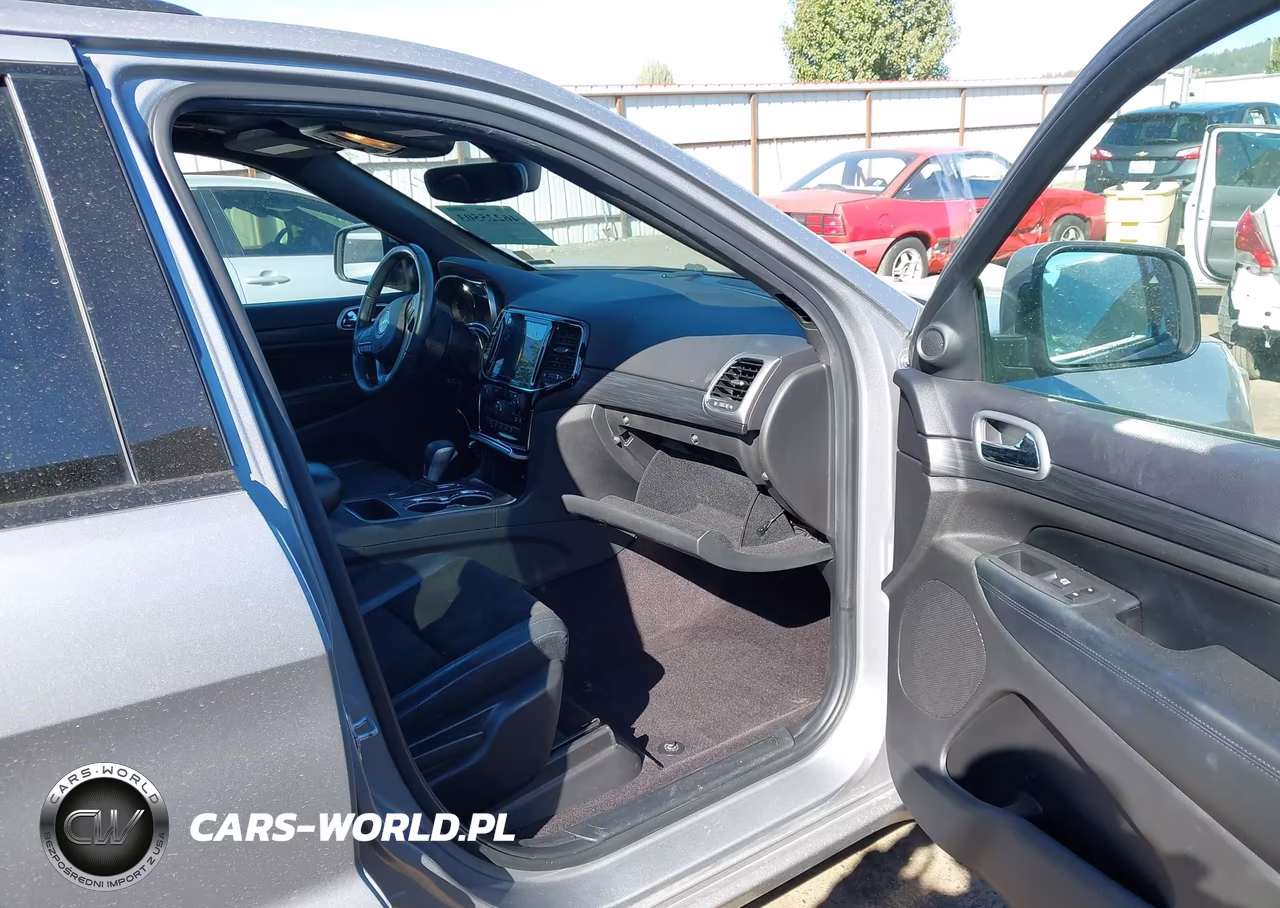 2019 Jeep Grand Cherokee Altitude 4X4 VIN:1C4RJFAG7KC566466 - 5