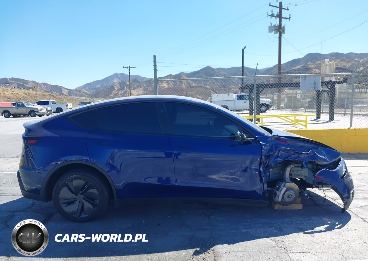 2026 Tesla Model Y All-Wheel Drive-Long Range Launch Series-Premium All-Wheel Drive VIN:7SAYGDEE5TF604856 - 13