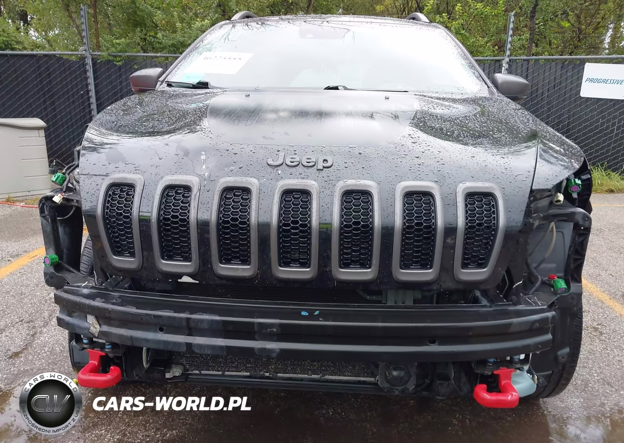2015 Jeep Cherokee Trailhawk VIN:1C4PJMBS4FW591960 - 13