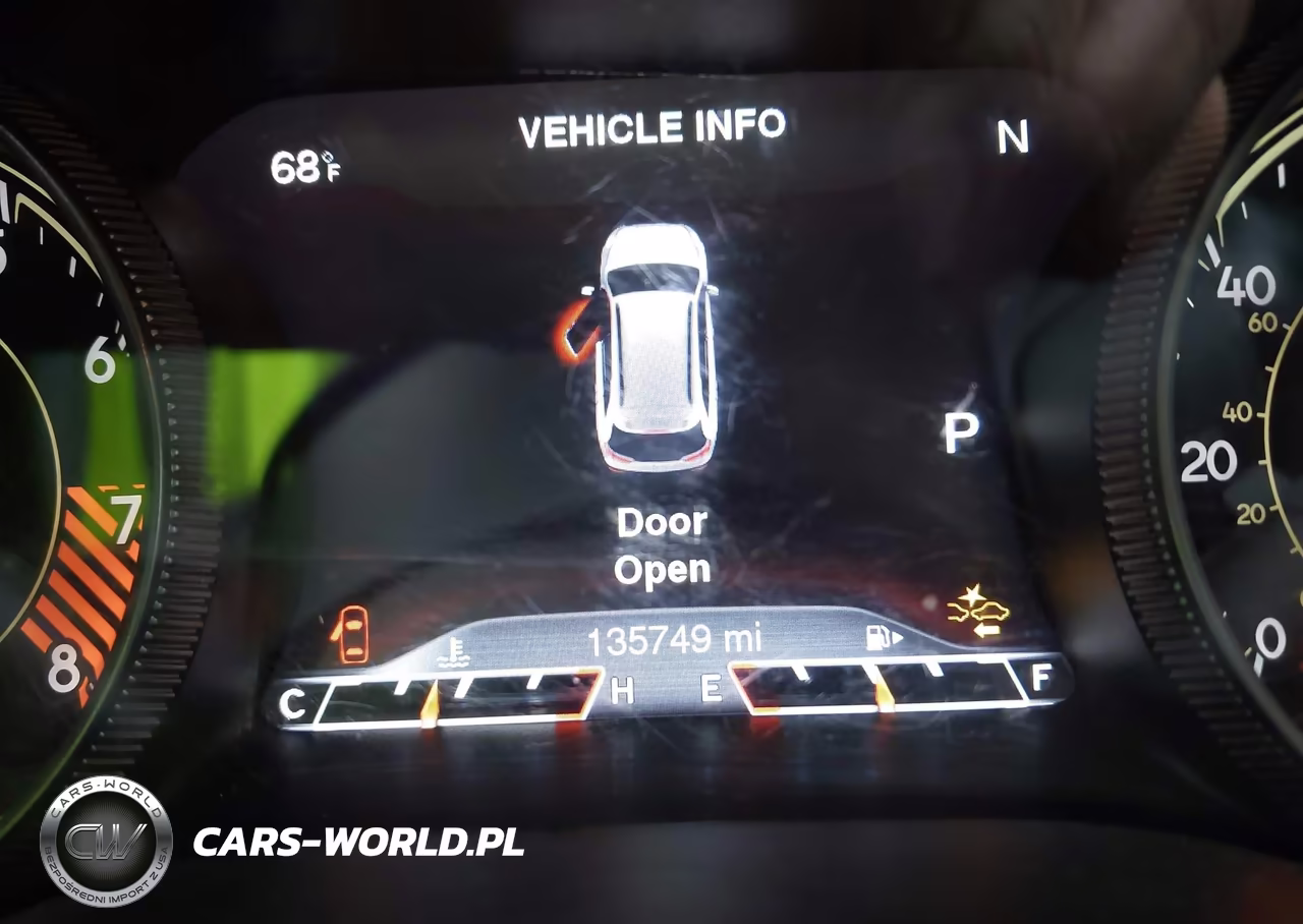 2015 Jeep Cherokee Trailhawk VIN:1C4PJMBS4FW591960 - 16