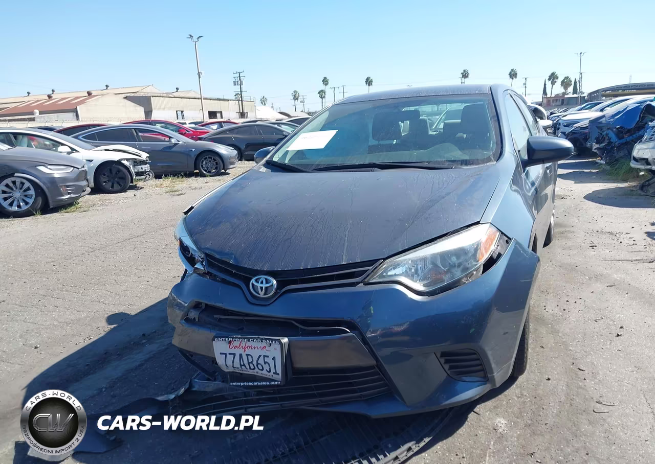 2016 Toyota Corolla Le VIN:2T1BURHE5GC663209 - 12