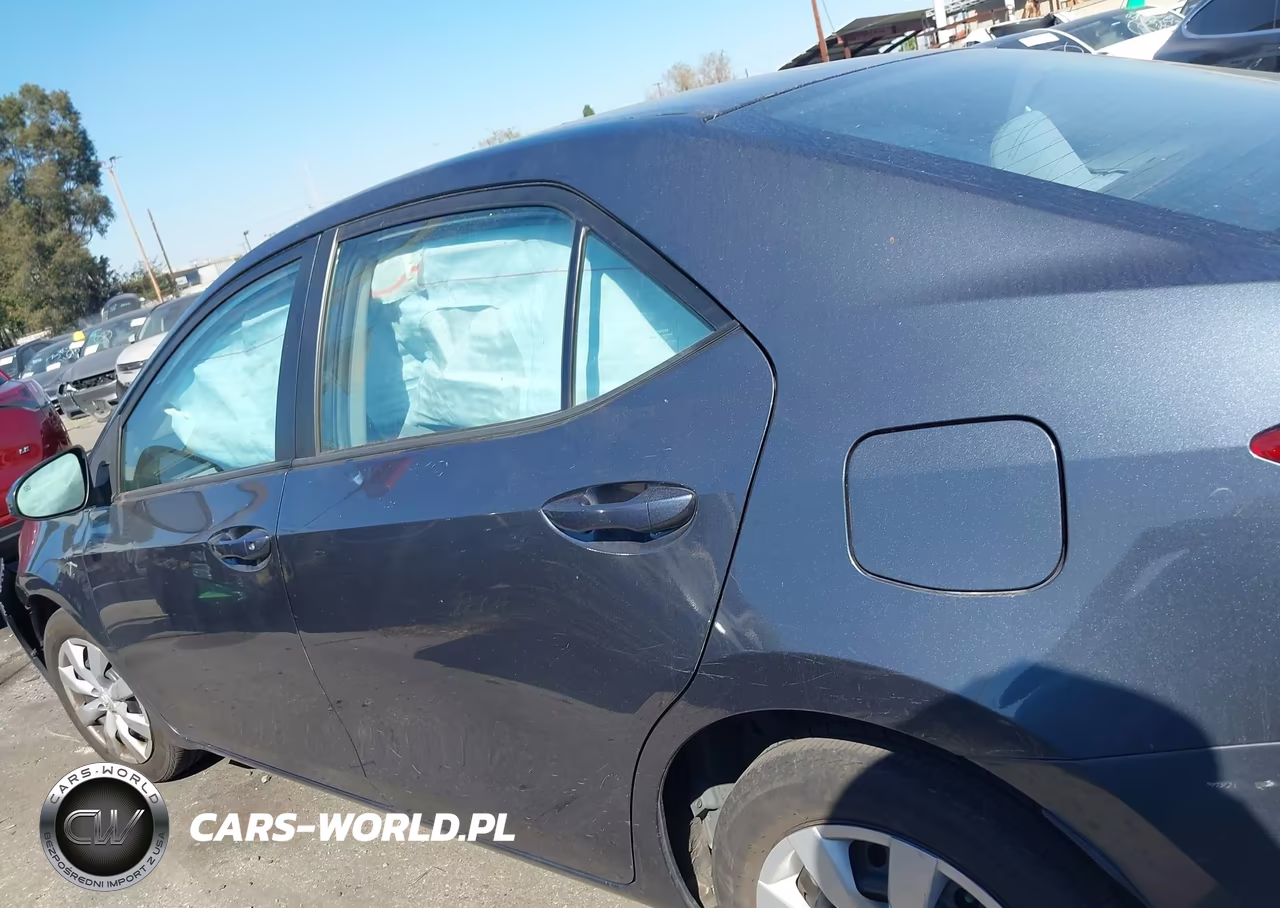2016 Toyota Corolla Le VIN:2T1BURHE5GC663209 - 14