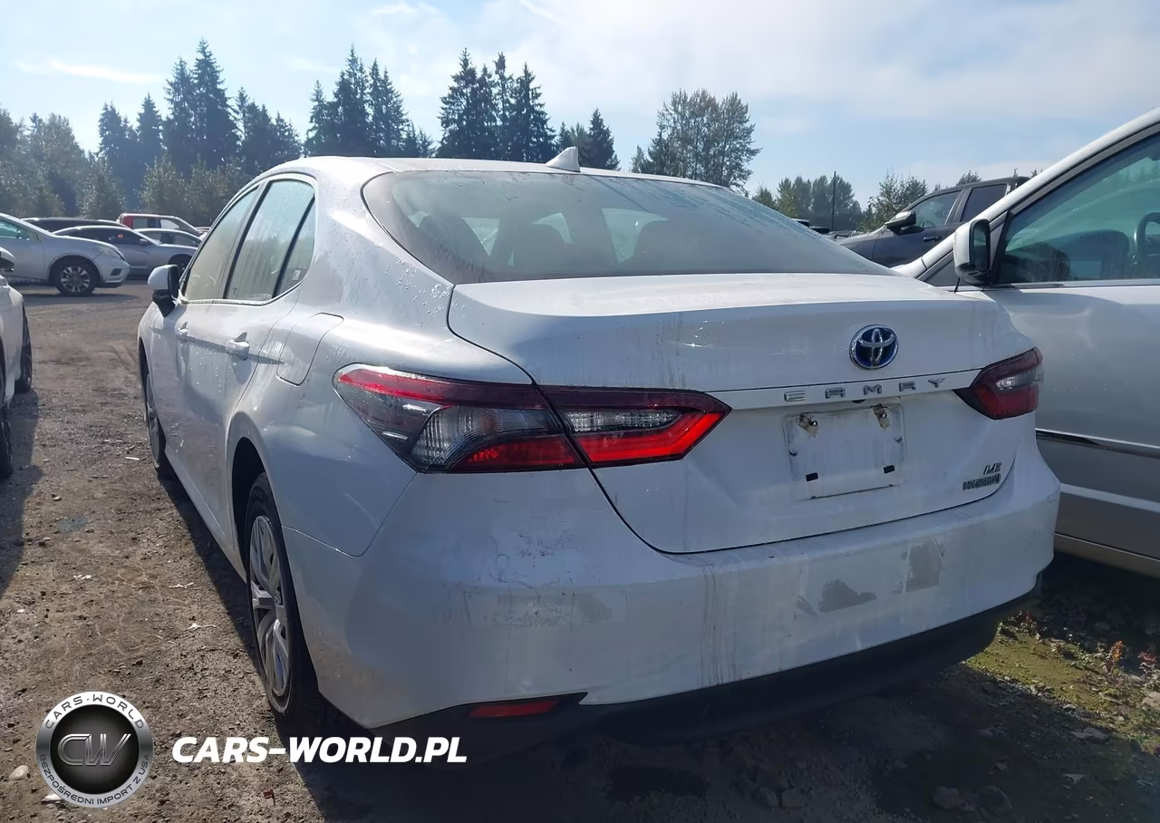 2024 Toyota Camry Hybrid Le VIN:4T1C31AK4RU628669 - 3