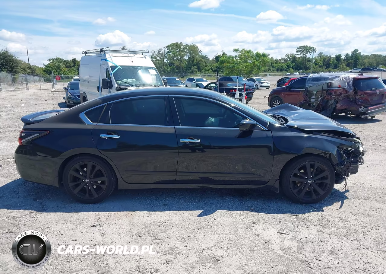 2017 Nissan Altima 2.5 Sr VIN:1N4AL3AP5HC207640 - 13