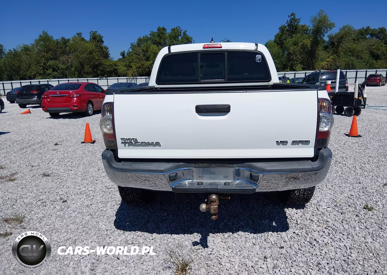 2014 Toyota Tacoma Base V6 VIN:5TFLU4EN5EX090399 - 16