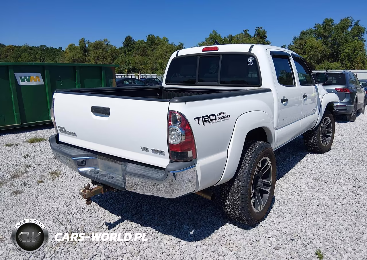 2014 Toyota Tacoma Base V6 VIN:5TFLU4EN5EX090399 - 4