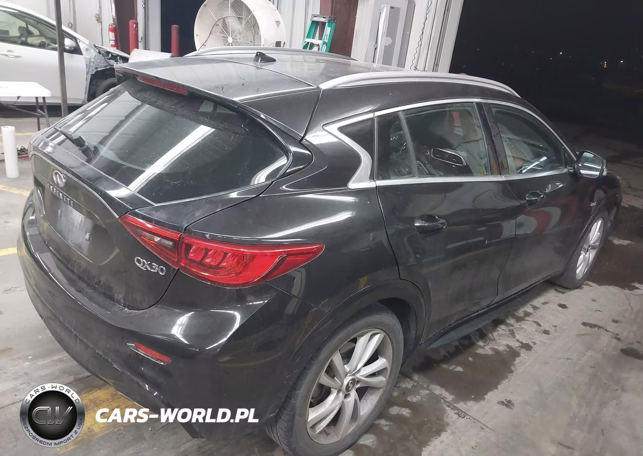 2019 Infiniti Qx30 Luxe VIN:SJKCH5CP4KA011217 - 4