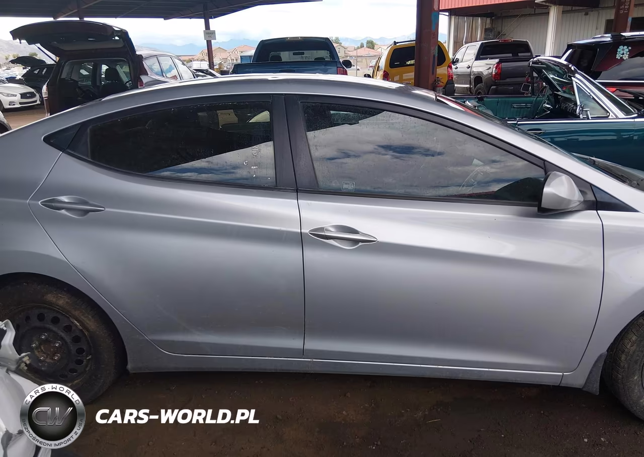 2012 Hyundai Elantra Gls VIN:5NPDH4AE2CH079920 - 13