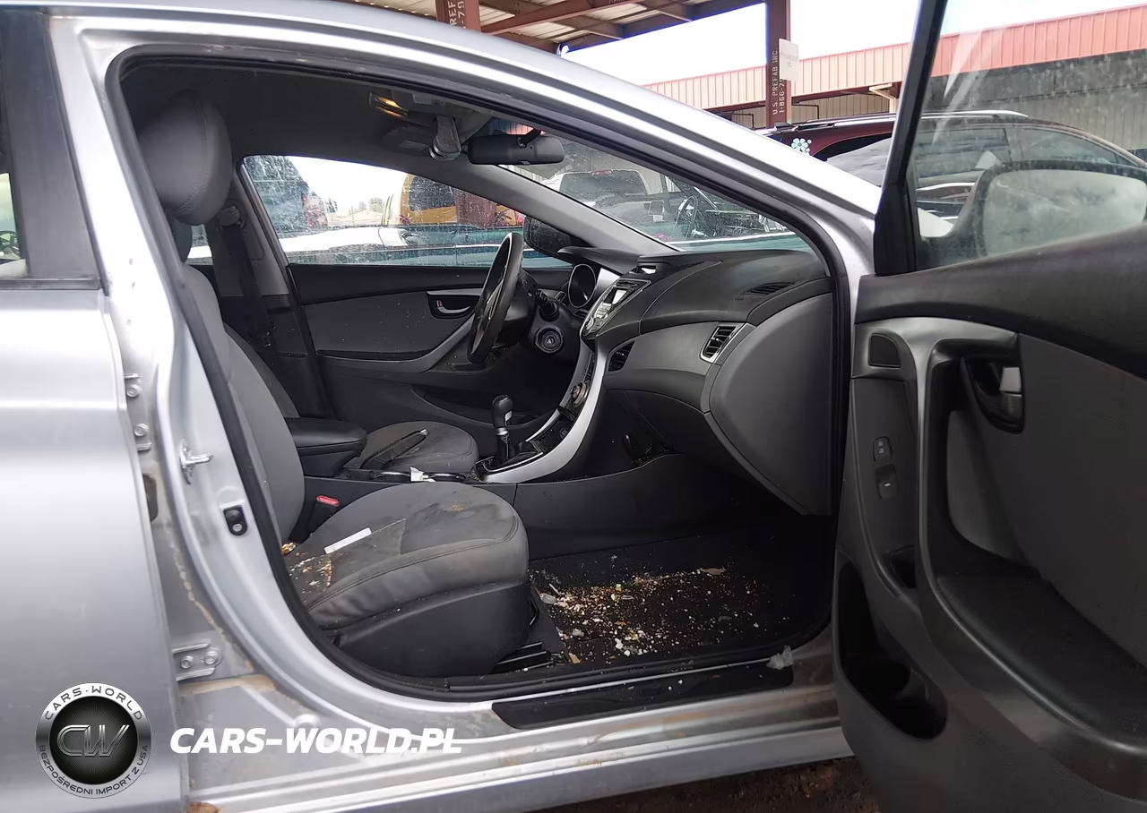 2012 Hyundai Elantra Gls VIN:5NPDH4AE2CH079920 - 5