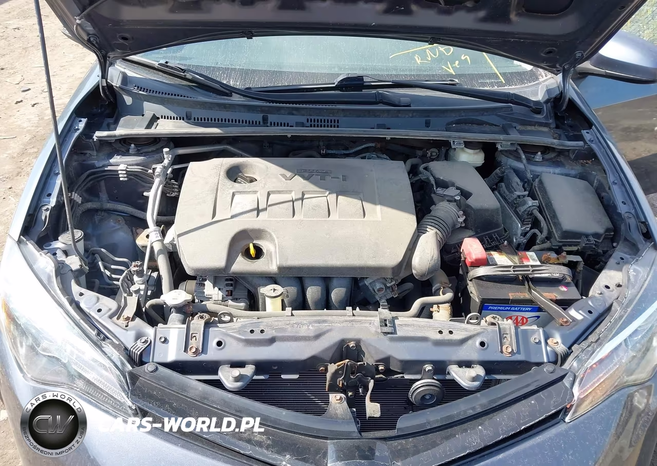 2018 Toyota Corolla Le VIN:5YFBURHE9JP844451 - 10