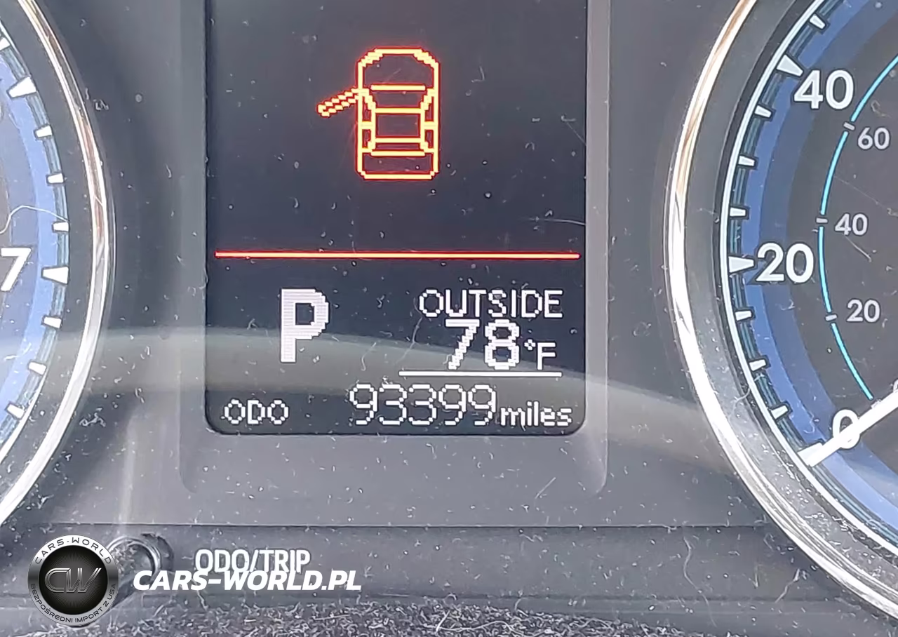 2018 Toyota Corolla Le VIN:5YFBURHE9JP844451 - 15
