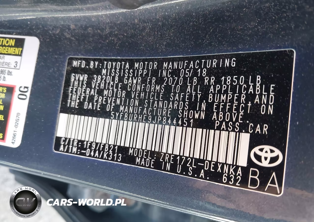 2018 Toyota Corolla Le VIN:5YFBURHE9JP844451 - 9