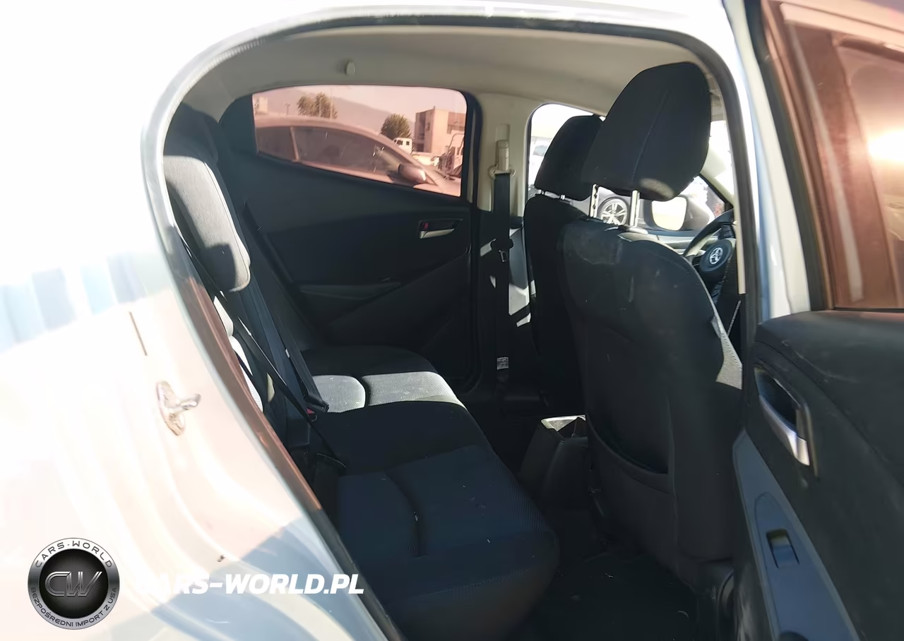2019 Toyota Yaris L VIN:3MYDLBYV6KY526857 - 8