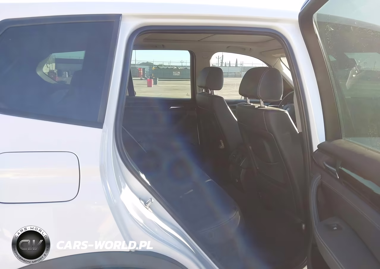 2014 BMW X3 xDrive28I VIN:5UXWX9C58E0D24548 - 8