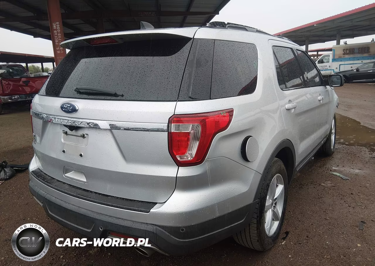 2018 Ford Explorer Xlt VIN:1FM5K7D82JGB44419 - 19