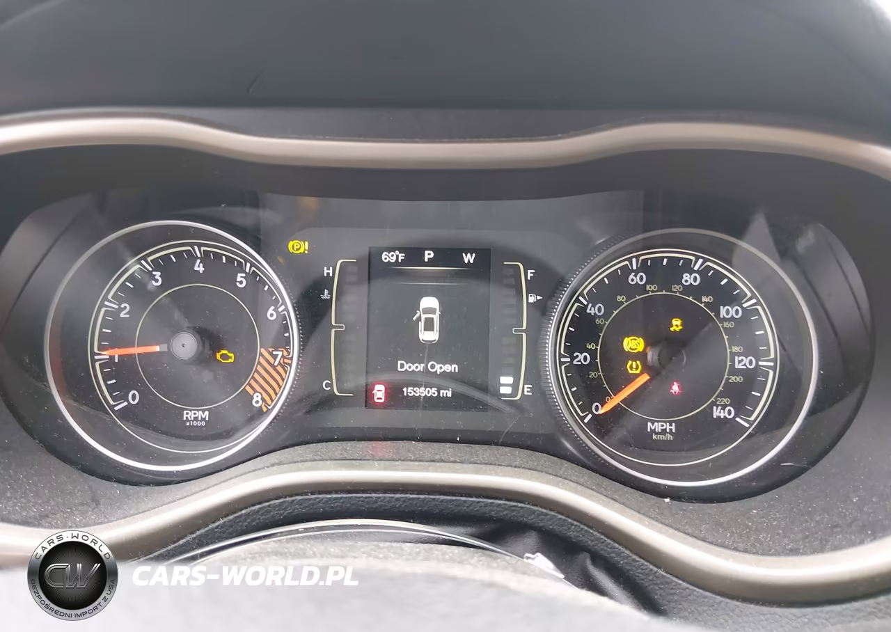 2015 Jeep Cherokee Latitude VIN:1C4PJMCS5FW776677 - 7
