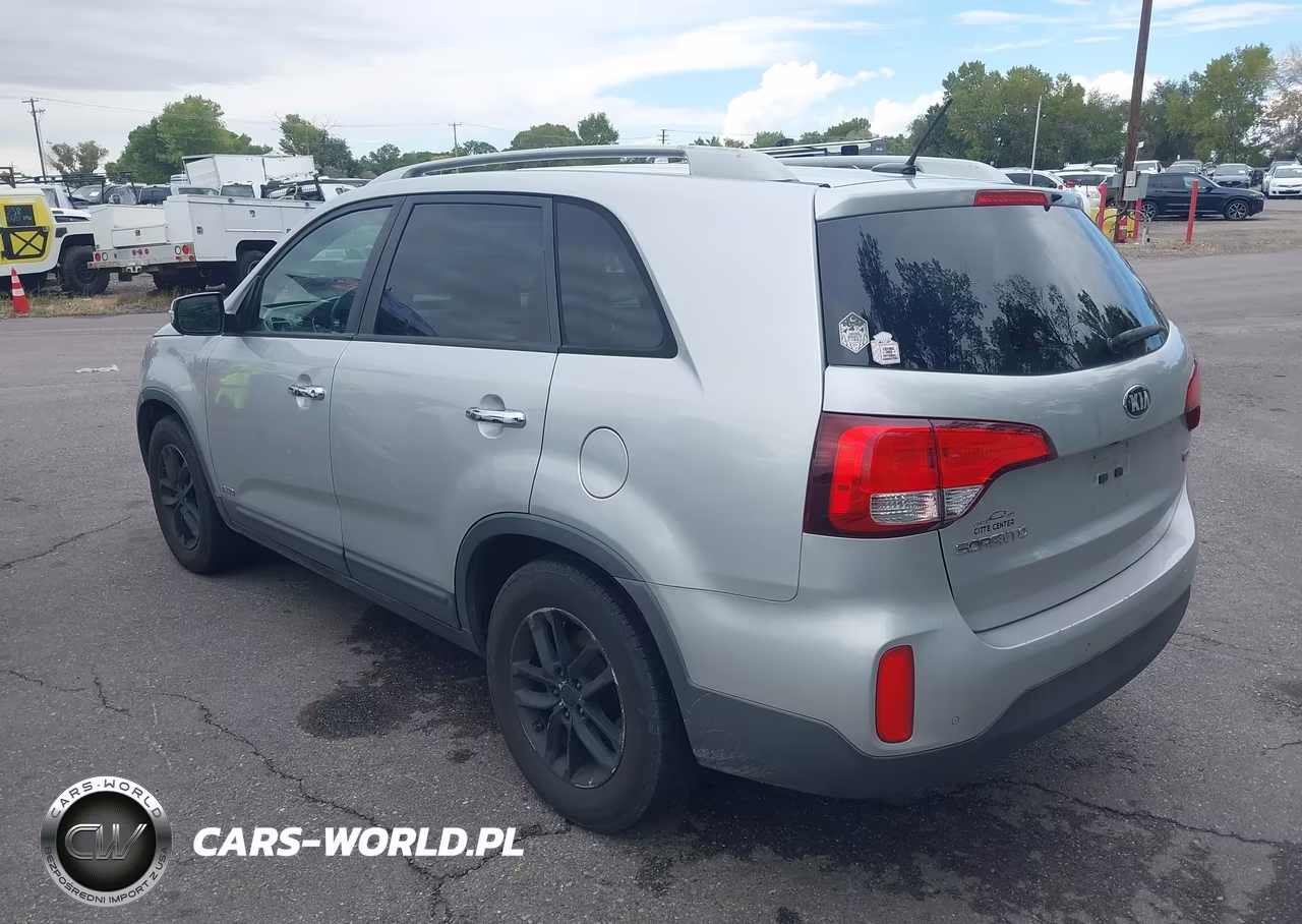 2014 Kia Sorento Lx VIN:5XYKTCA66EG546694 - 3