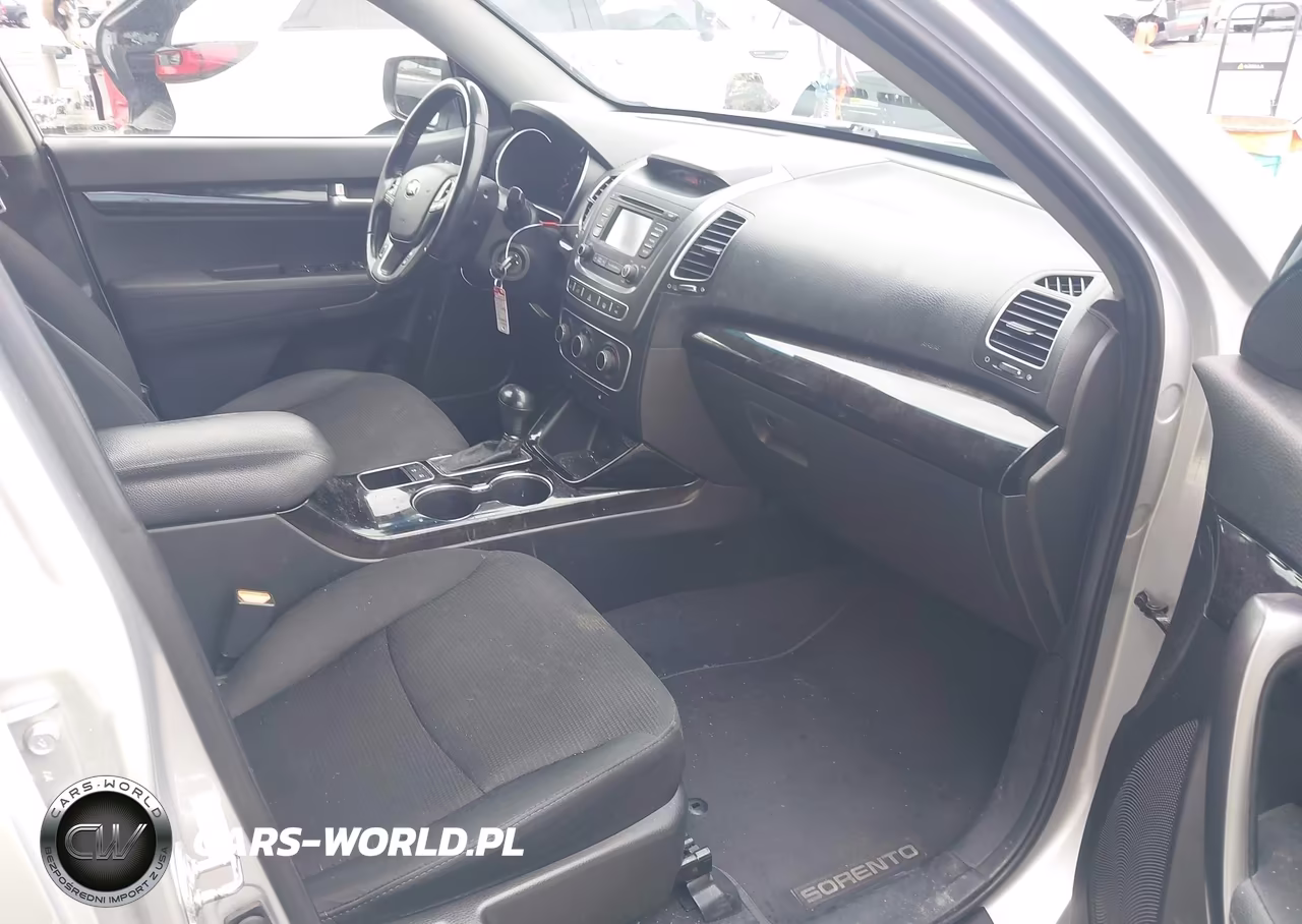 2014 Kia Sorento Lx VIN:5XYKTCA66EG546694 - 5