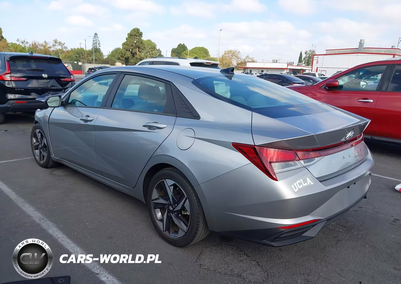 2023 Hyundai Elantra Sel VIN:5NPLS4AG3PH097556 - 3