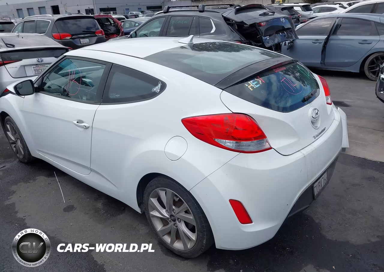 2016 Hyundai Veloster VIN:KMHTC6ADXGU292859 - 3