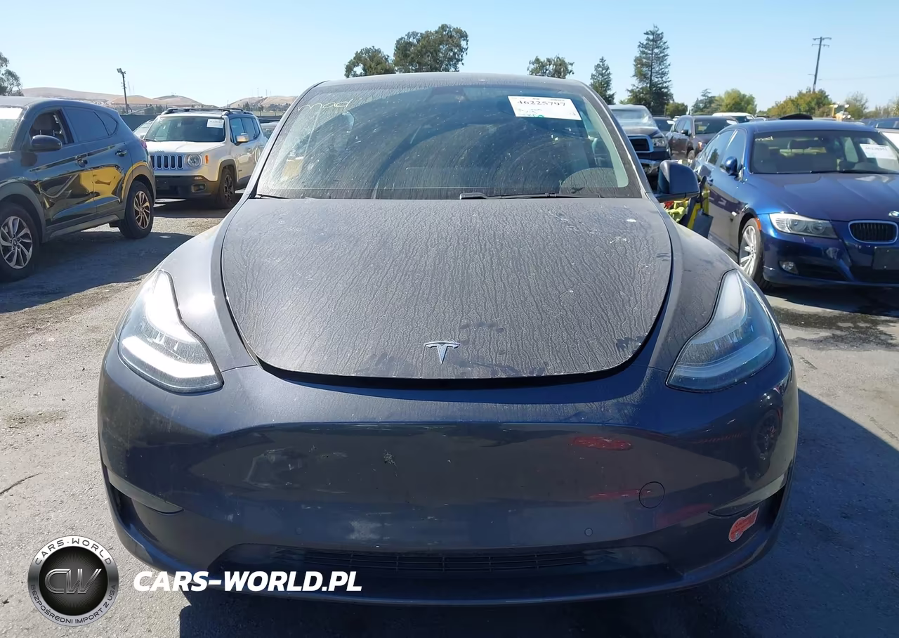 2020 Tesla Model Y Long Range Dual Motor All-Wheel Drive VIN:5YJYGDEE0LF051305 - 13