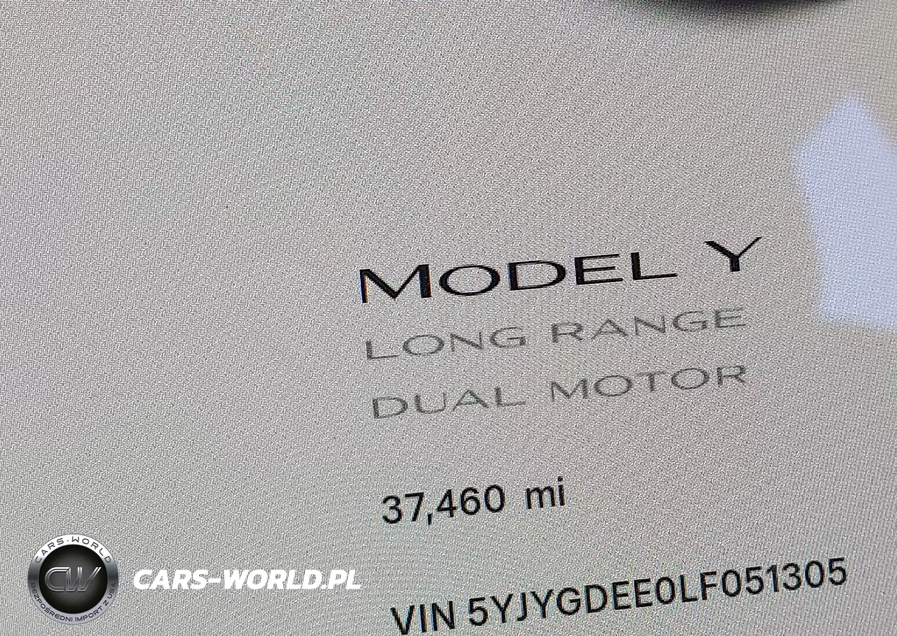 2020 Tesla Model Y Long Range Dual Motor All-Wheel Drive VIN:5YJYGDEE0LF051305 - 16